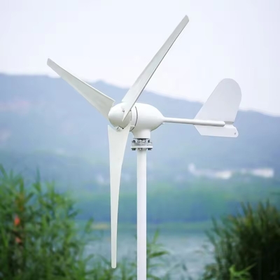 Προσιτό 5KW αιολικό ηλιακό σύστημα ενέργειας με καθαρό μετατροπέα κύματος και χαμηλή συχνότητα